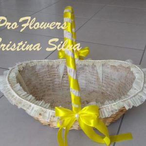 Cesta para brindes em amarelo aprox. 35cm