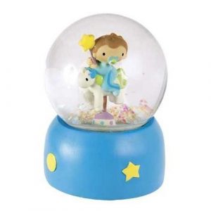 Bola de vidro com neve