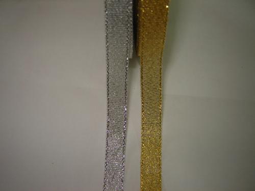 Fita tecido brilhante 1cm x 23mt PRATA Fita tecido brilhante 1cm x 23mt PRATA