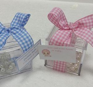 Cubo acrilico com tampa e motivos infantis nas faces