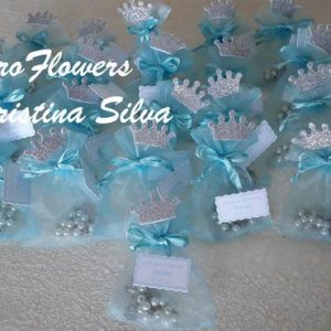 Saquinho de organza com dezena e cartão personalizado