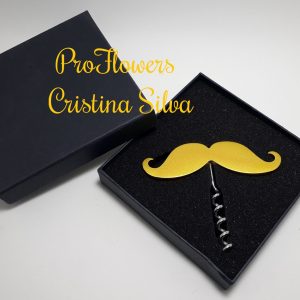 Saca rolhas bigodes